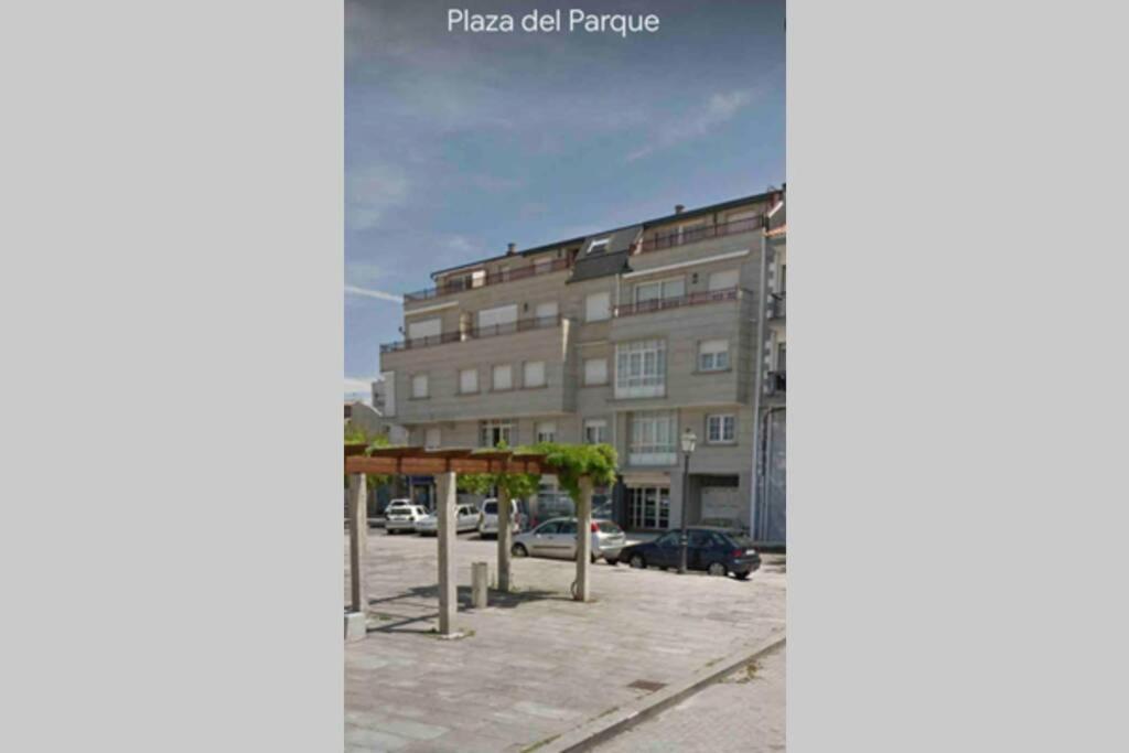 Apartamento Plaza Del Parque Villanueva De Arosa Buitenkant foto