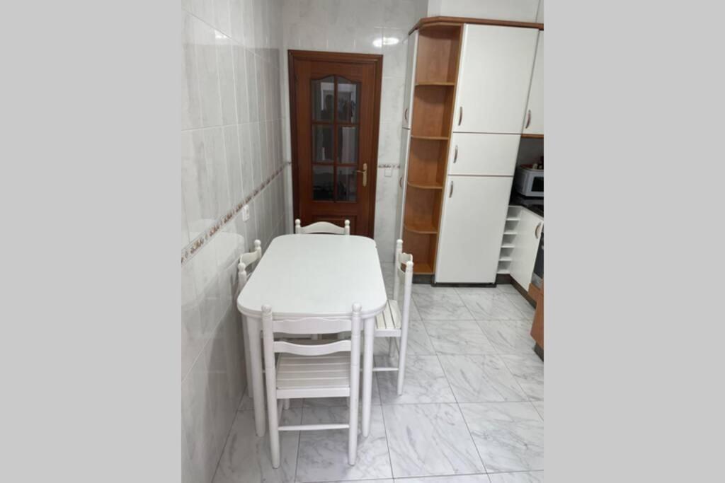 Apartamento Plaza Del Parque Villanueva De Arosa Buitenkant foto